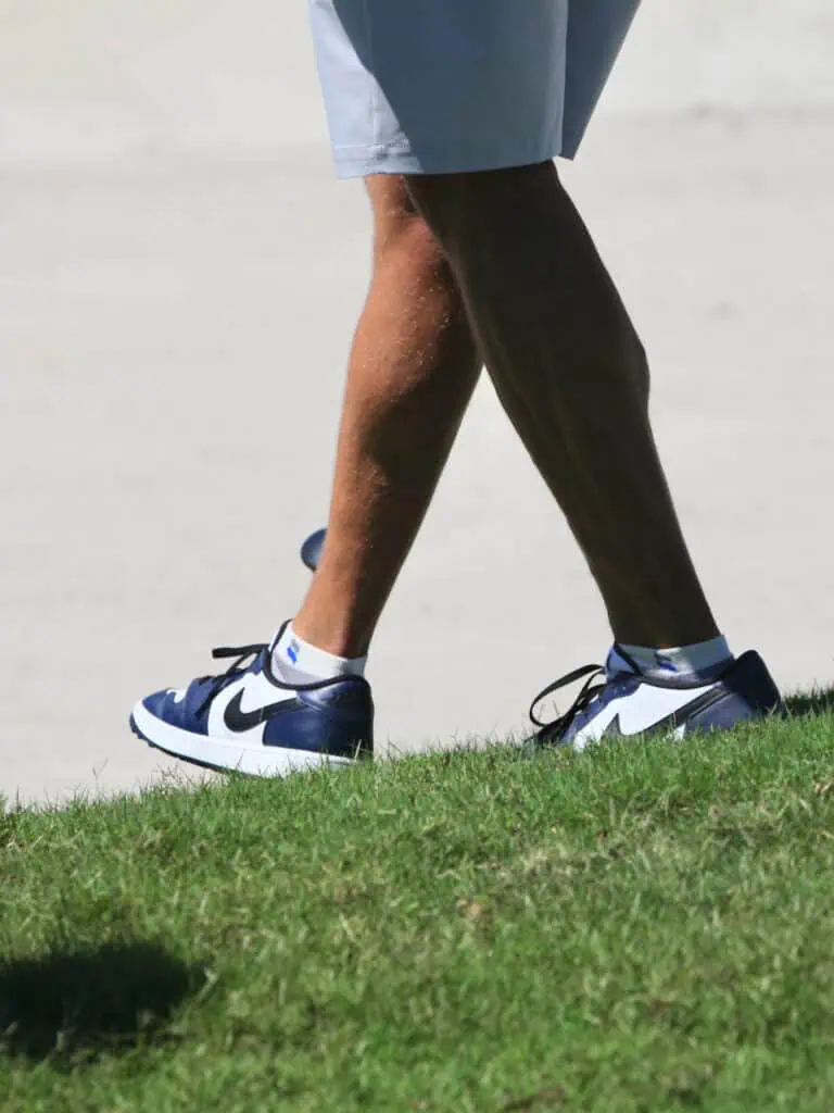 Phil Mickelson's Nike Shoes on the golf courrse